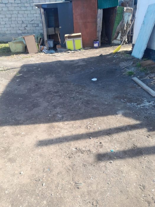 Продам дом находится рядом с базаром