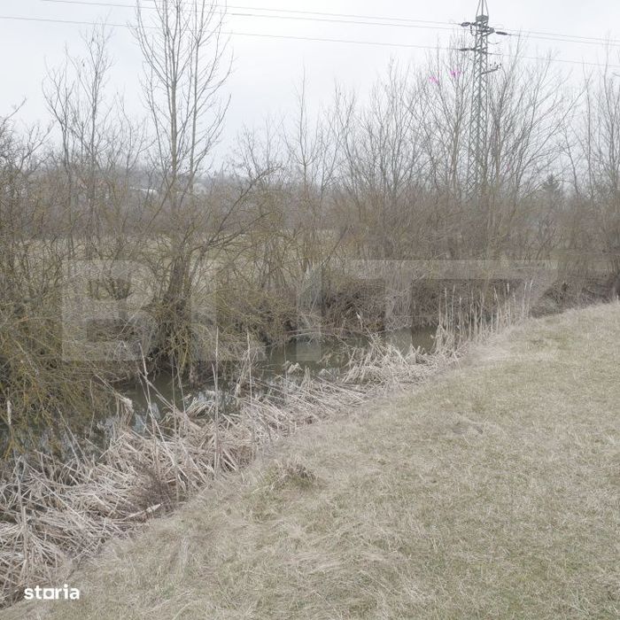 Teren de vanzare, 3470 mp, zona Ocnita