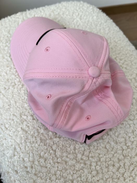 Дамска шапка с козирка Nike