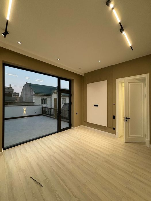 Евро Дом ТЦ High Town Mall