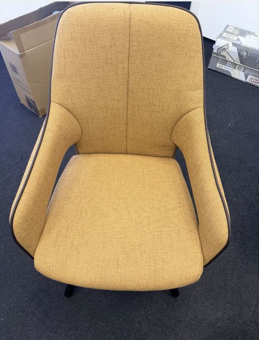 Scaun Mobexpert.Disponibil-6 bucati.