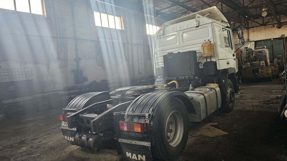 Продам бензовоз MAN