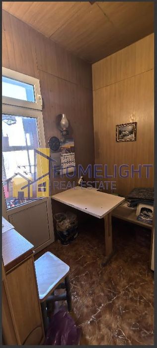 Тристаен апартамент в кв. Център