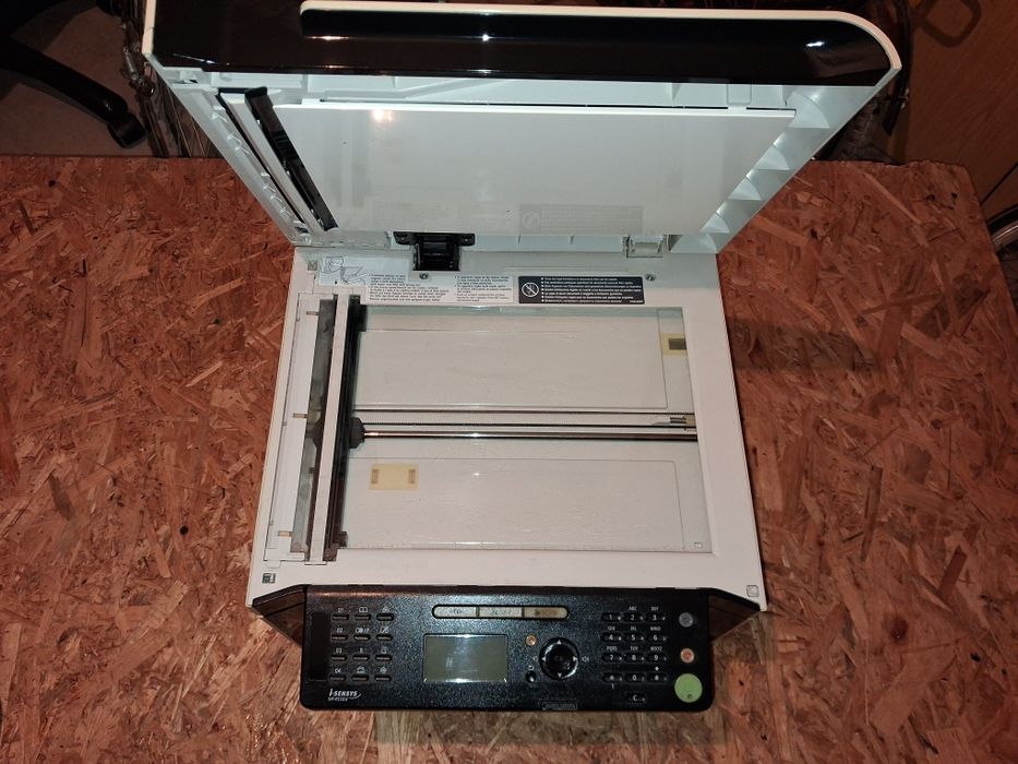 Продам мфу Canon 4550