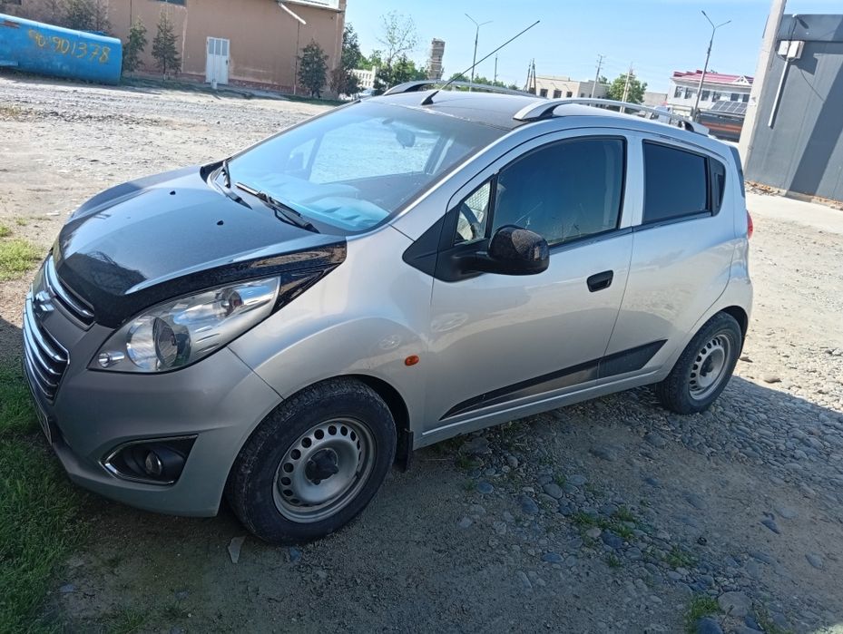 Spark 2011 yili 2000 ga