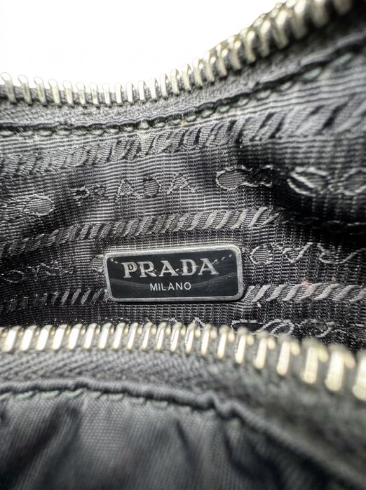 Сумка Prada re edition 2005 nylon