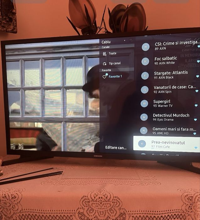 Vand doua Tv smart