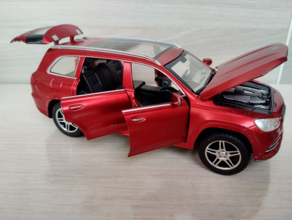 Машинки металлические