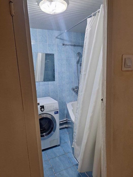 Продается квартира в Мирза Улугбекском районе Карасув-1, 4х ком 5-этаж