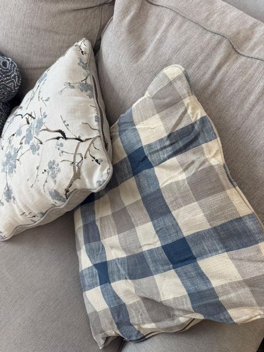 Диван Ashley бежевый