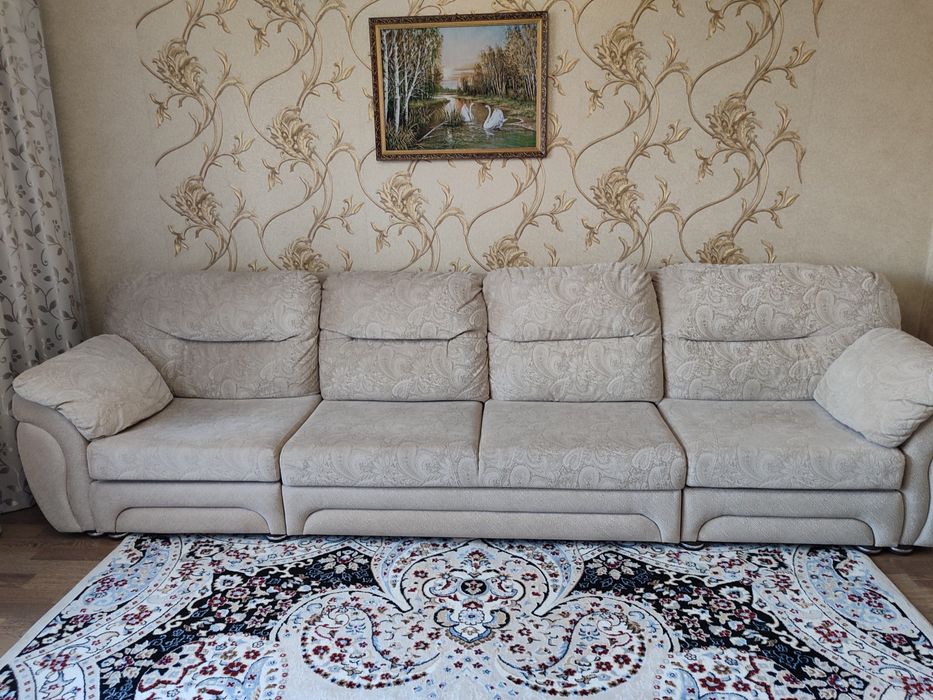 Продам диван в отличном состоянии