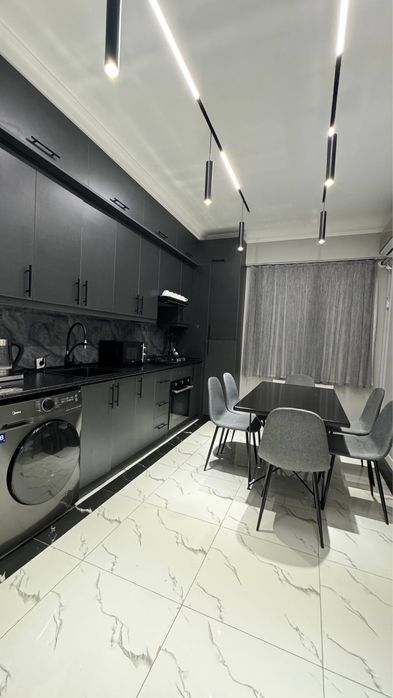 Продается 3-комнатная квартира