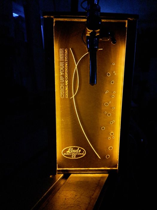 Dozator LINDR  bere vin limonadă etc