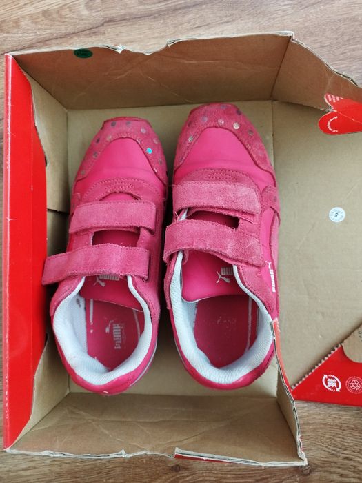 Маратонки пума 35