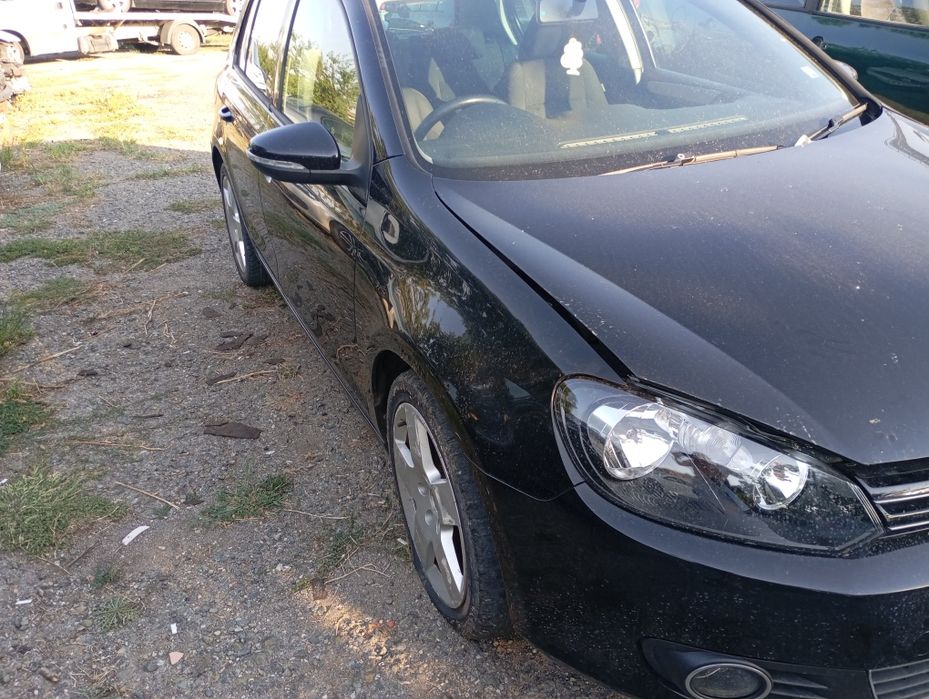 Фолксваген Голф 6 2.0 тди 2011год