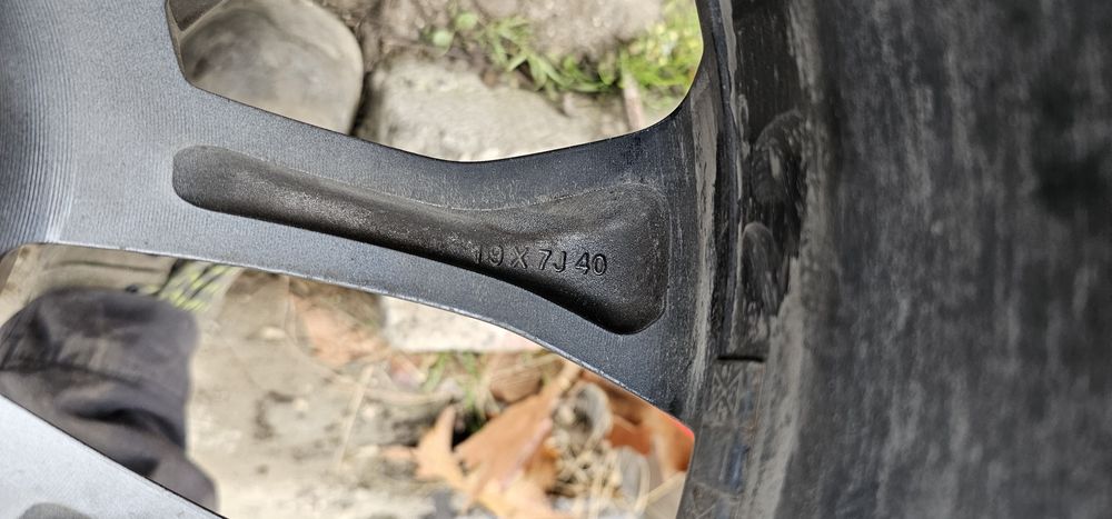 19" Оригинален комплект джанти + зимни гуми (4 бр.)за RENAULT KOLEOS 2