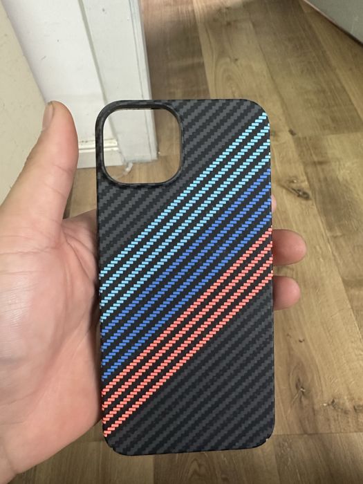 Чехлы на iPhone 13 все 4 чехла 4 тысяч с торгом