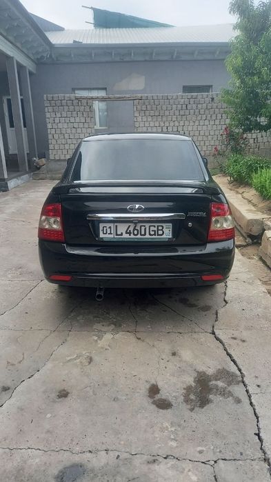 Lada Priora  Sotiladi