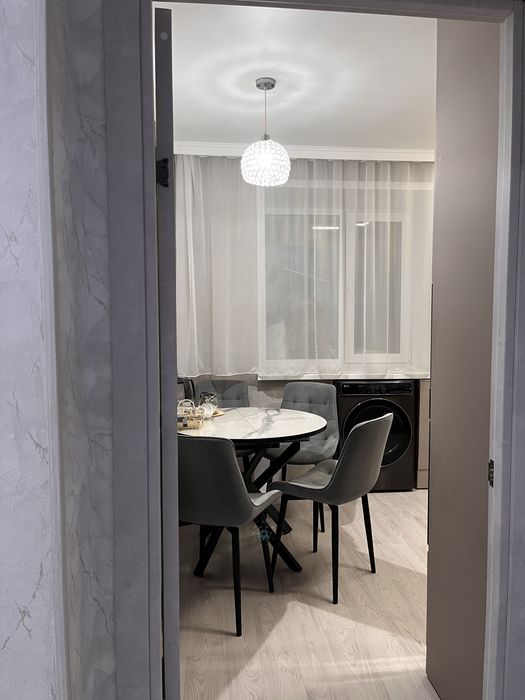 2-х улучшенная, с мебелью, р-н Промбаза.