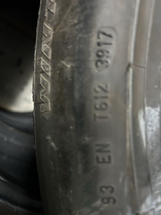 225/55/17 Pirelli 4 броя Зимни