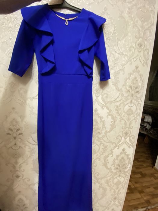 Женское платье б/у