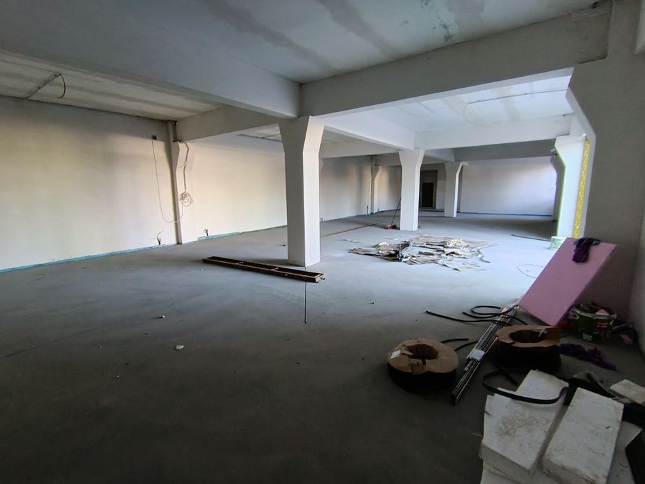 Spatiu comercial de închiriat pe str.Pais David