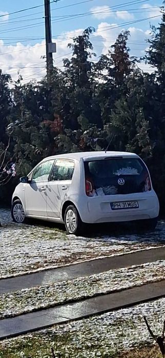 Masina Volkswagen Up 2013