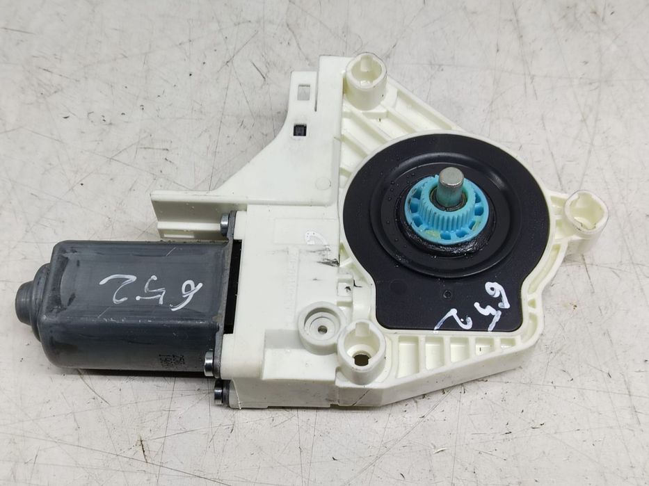 Motoras geam stanga fata 8k0959801b Audi A5 8T [2007 - 2011]