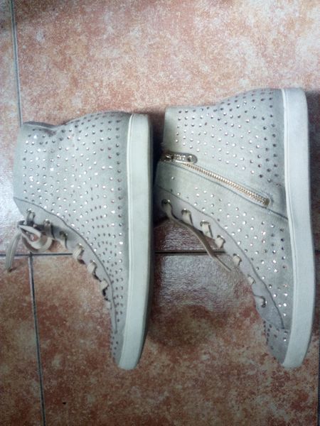 Обувки "GiAnni", "LIU JO", "Laura Biaggioti" и др.