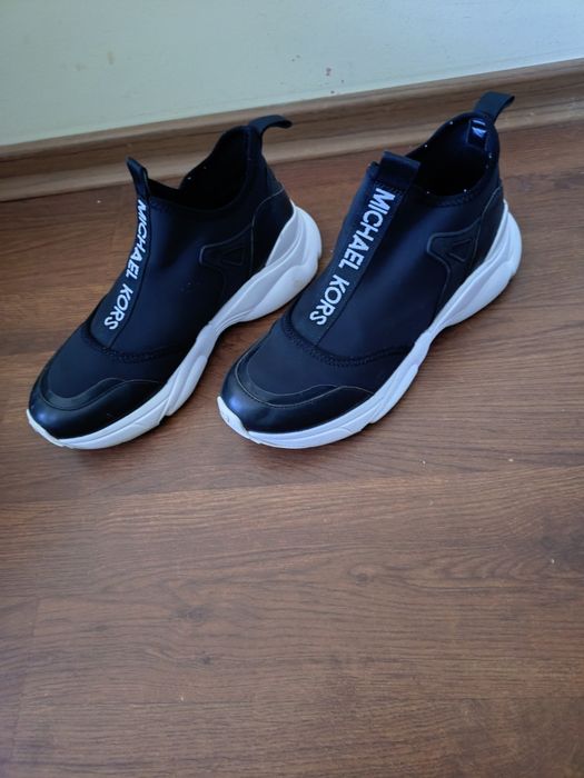 Обувки тип чорап Michael kors