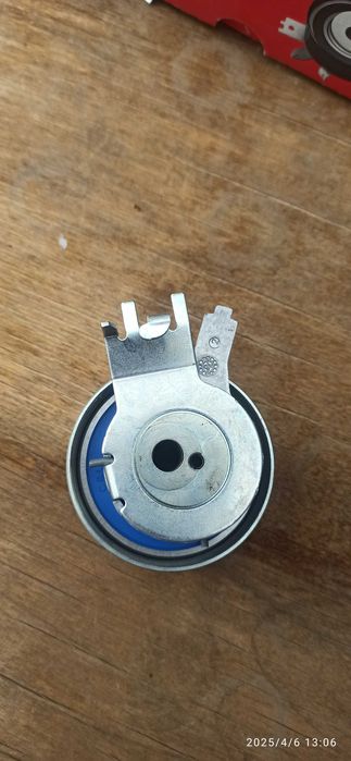 Ролик но volvo xc90