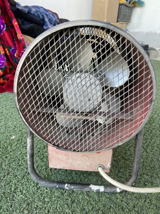 Электрическая тепловая пушка