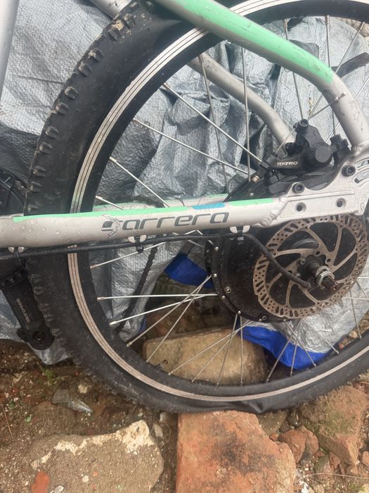 Vand bicicleta electrica mai multe detalii la telfon 0751716651