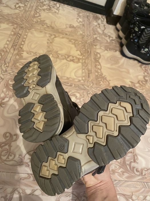 Продам детские сапоги