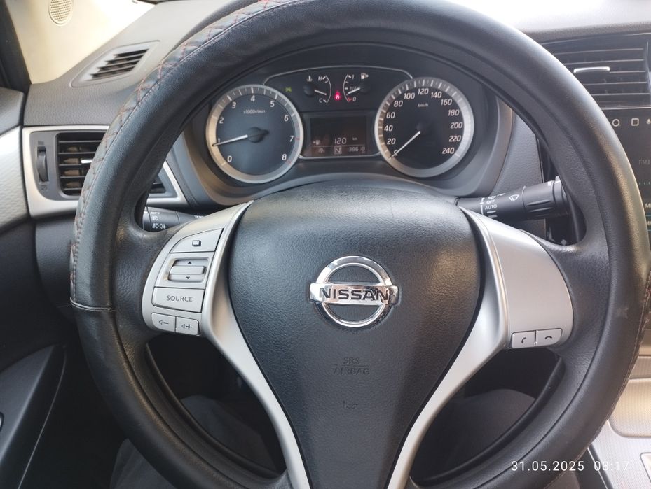 Продам Nissan Tiida