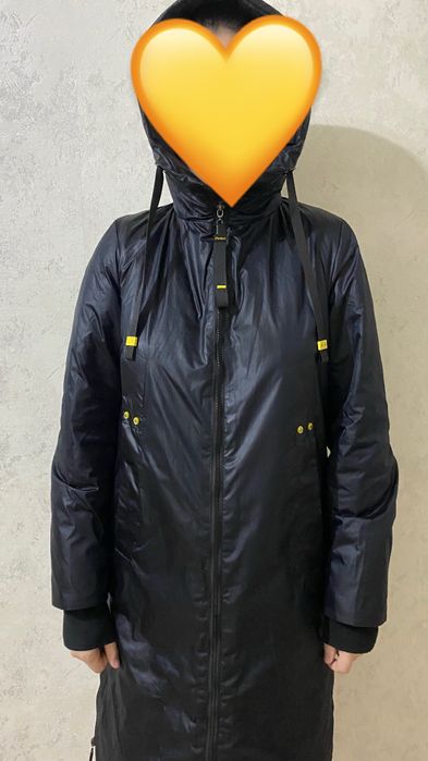 Продам плащи весна