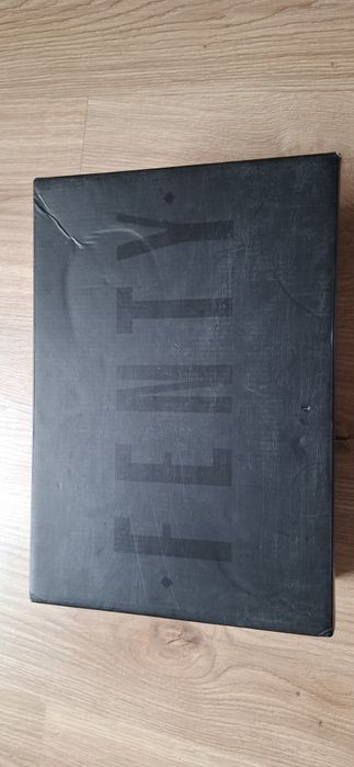 Обувки Adidas Samba ,Puma x Fendi by Rihanna