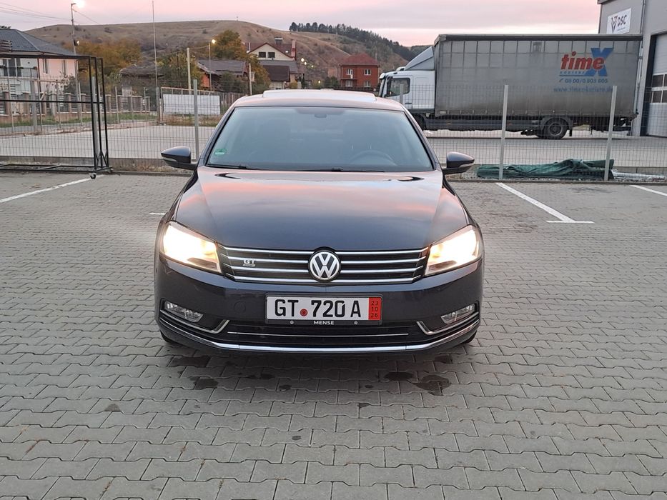 VOLKSWAGEN Passat 2011 — imagine 3