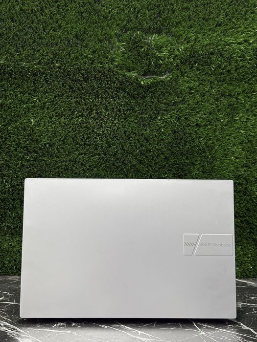 Kuchli Noutbuk Asus Vivobook