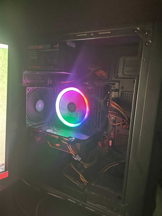 gaming PC cs2 250fps