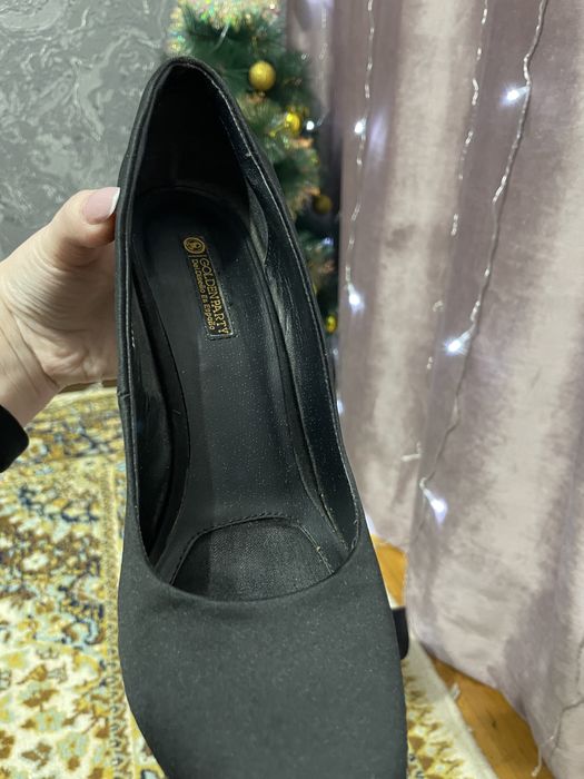 Женские туфли