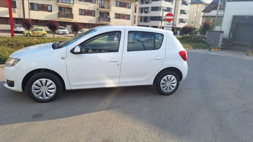 Se vinde Dacia Sandero