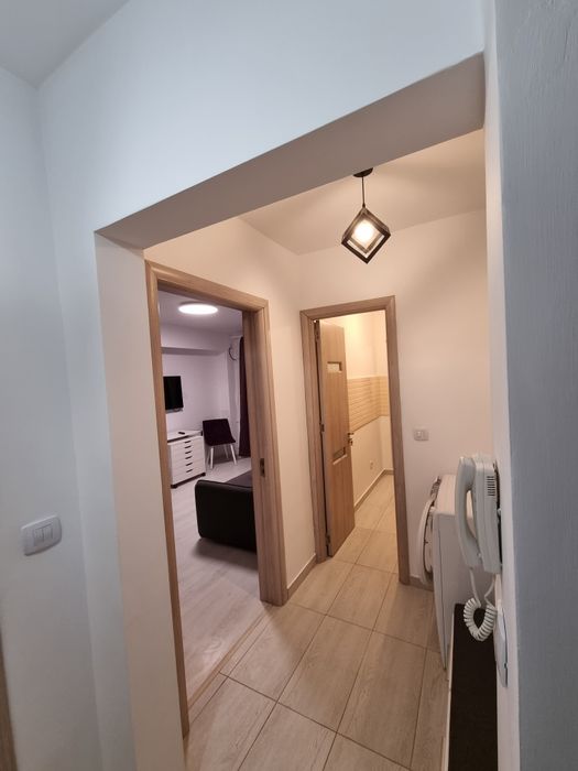 Garsoniera, renovata, cf. 1, zona Fizicienilor