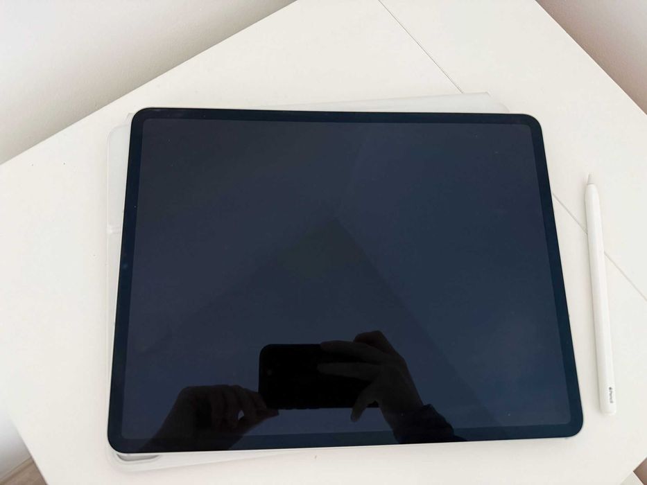 Apple iPad Pro 12.9" (2022) 6th Gen, 256GB, Cellular, Silver + Tastatura Apple Magic + Stylus Apple Pencil (2nd Gen)