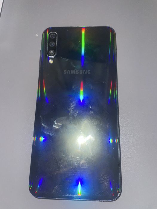 Galaxy a50 в среднем состоянии