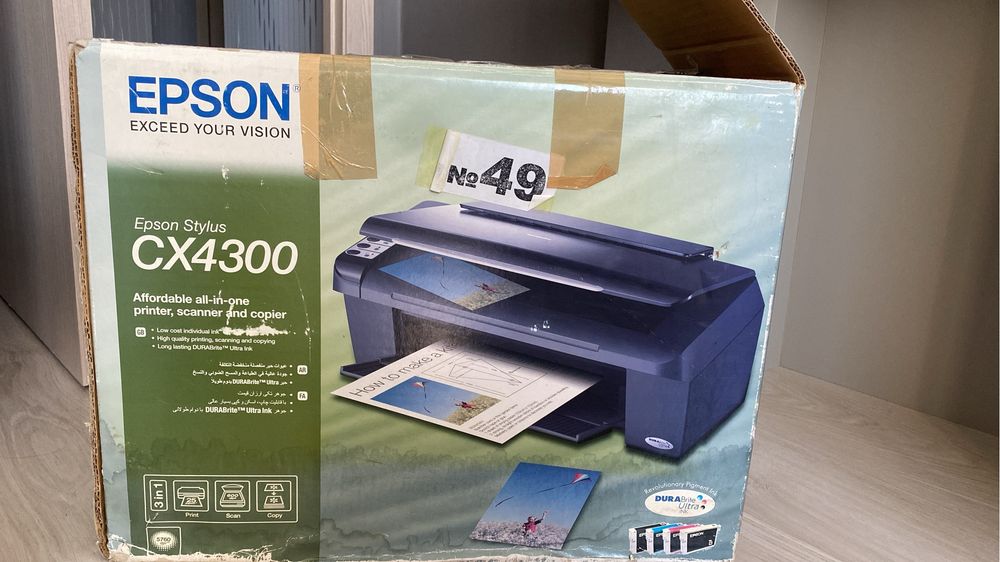 Принтер Epson новый