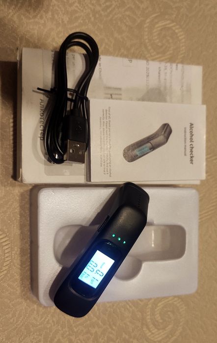 Алкохолен тестер с цифров дисплей