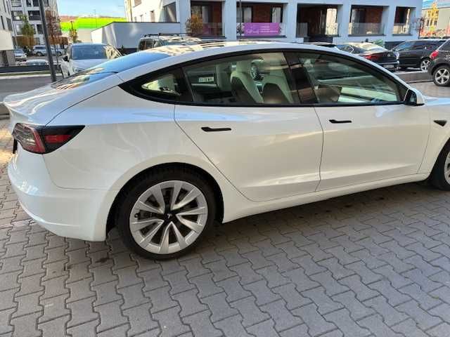 Vand Tesla Model 3, An 2022,Standard Range