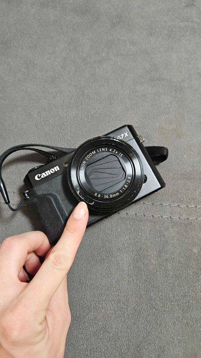Фотоапарат Canon G7X Mark II
