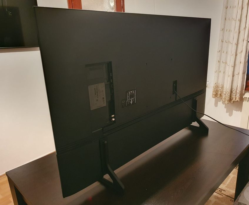 Телевизор - Samsung 50 ИНЧА - QLED - SMART TV - UHD - HDR !